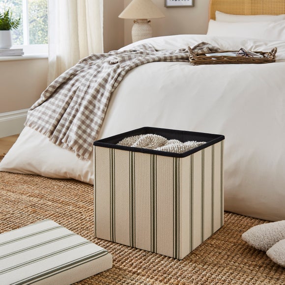 Carousel navigation image position 2 of 4