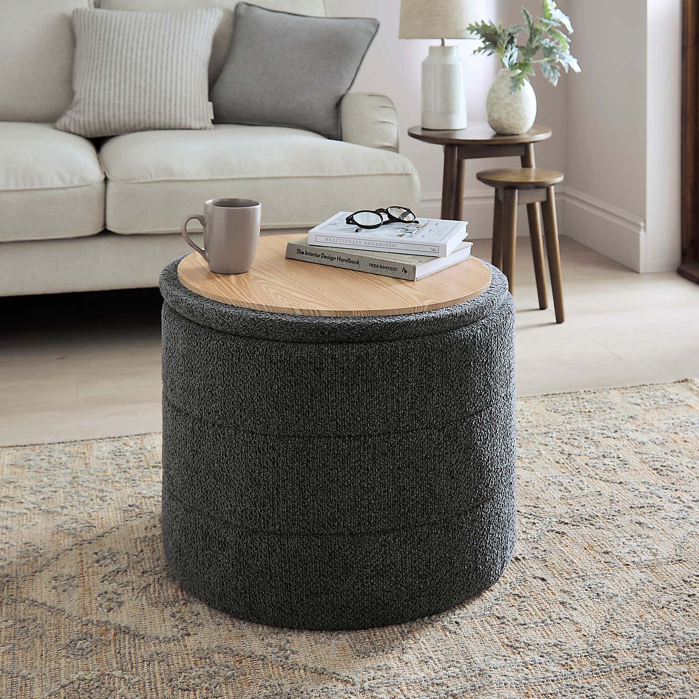 Carousel zoom image position 2 of 4