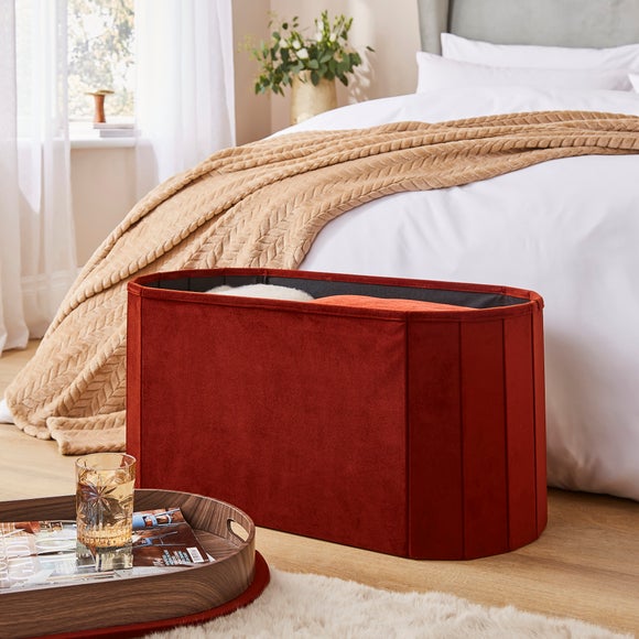 Carousel navigation image position 3 of 5