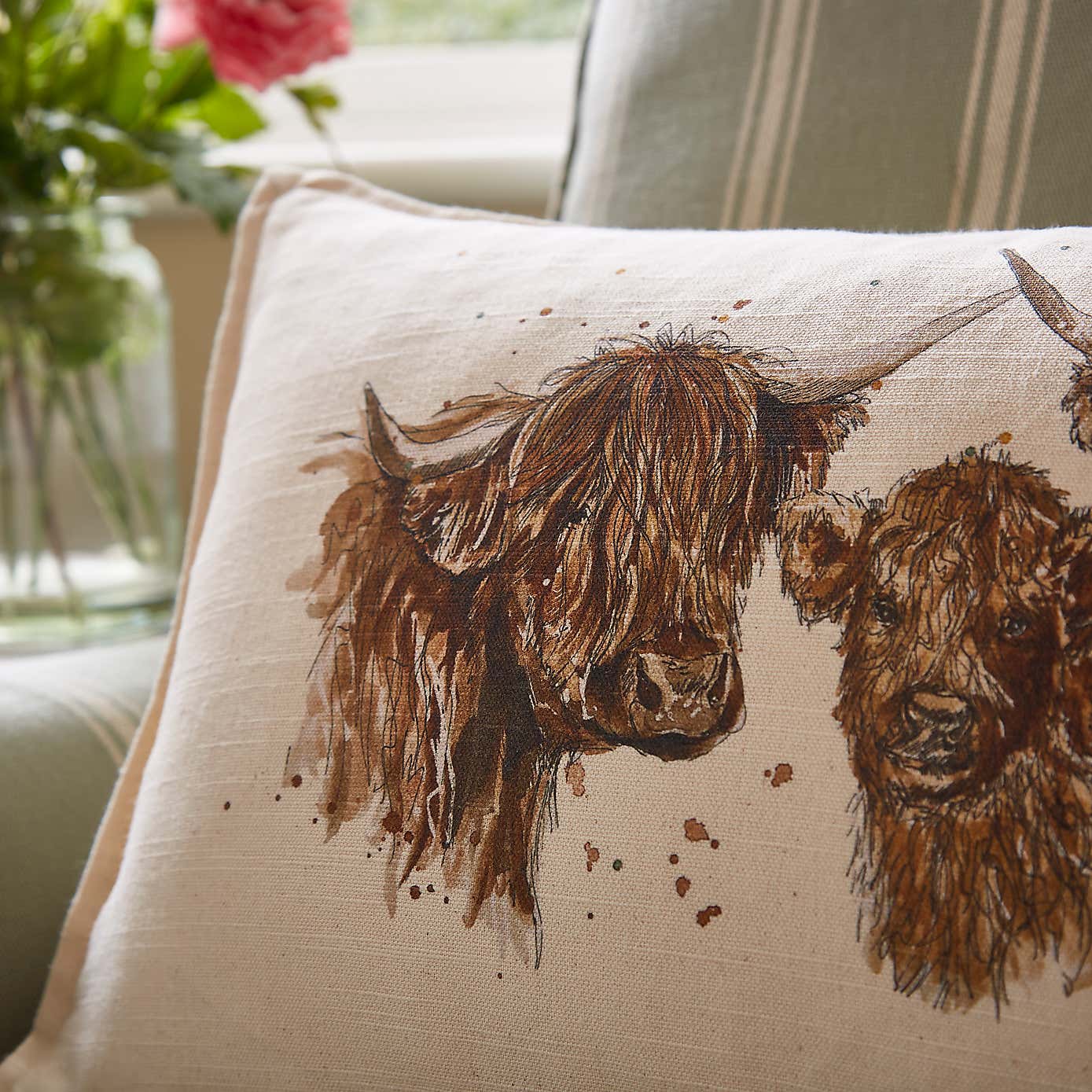 Carousel zoom image position 4 of 4