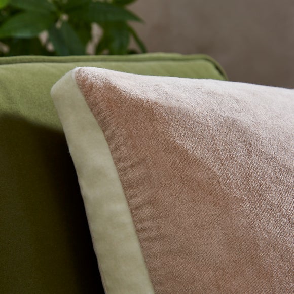 Carousel navigation image position 4 of 4