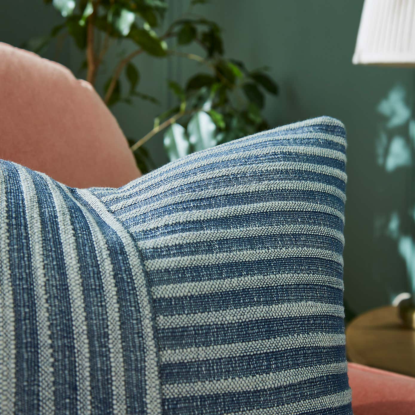 Carousel zoom image position 3 of 3