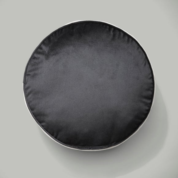 Carousel navigation image position 2 of 3