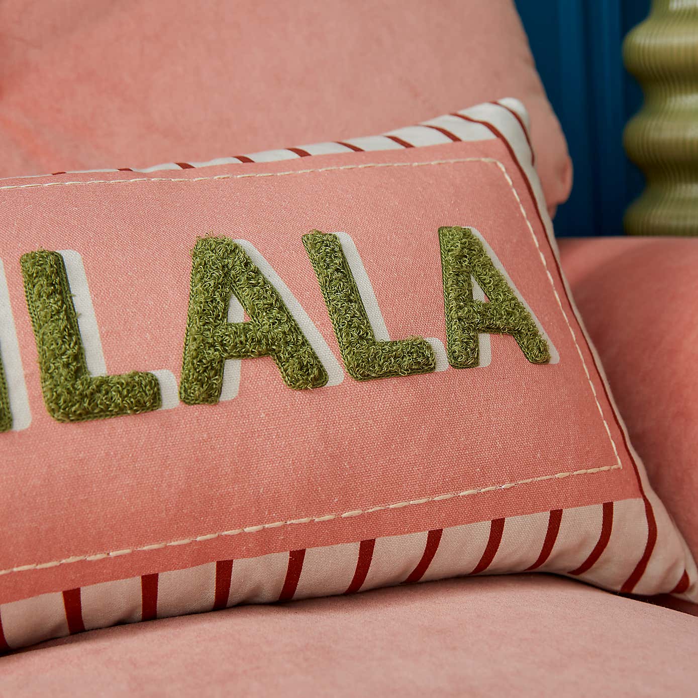 Carousel zoom image position 4 of 4