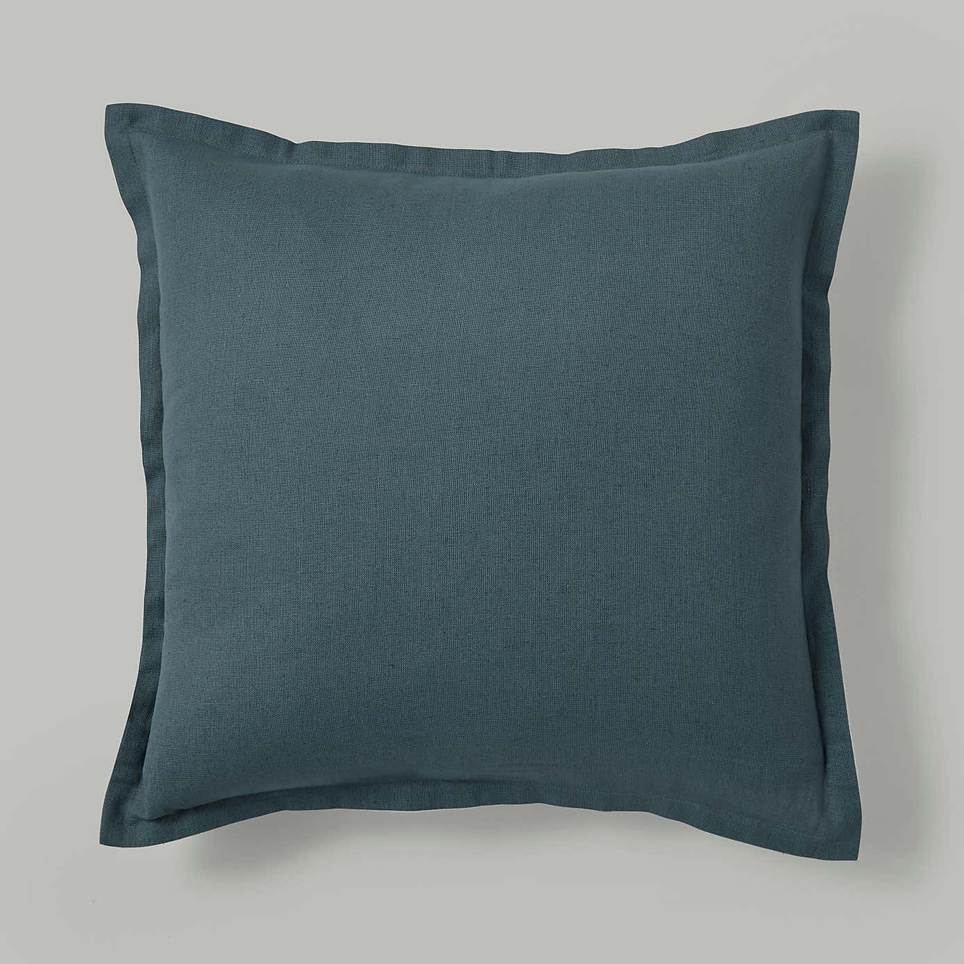 Carousel zoom image position 2 of 4