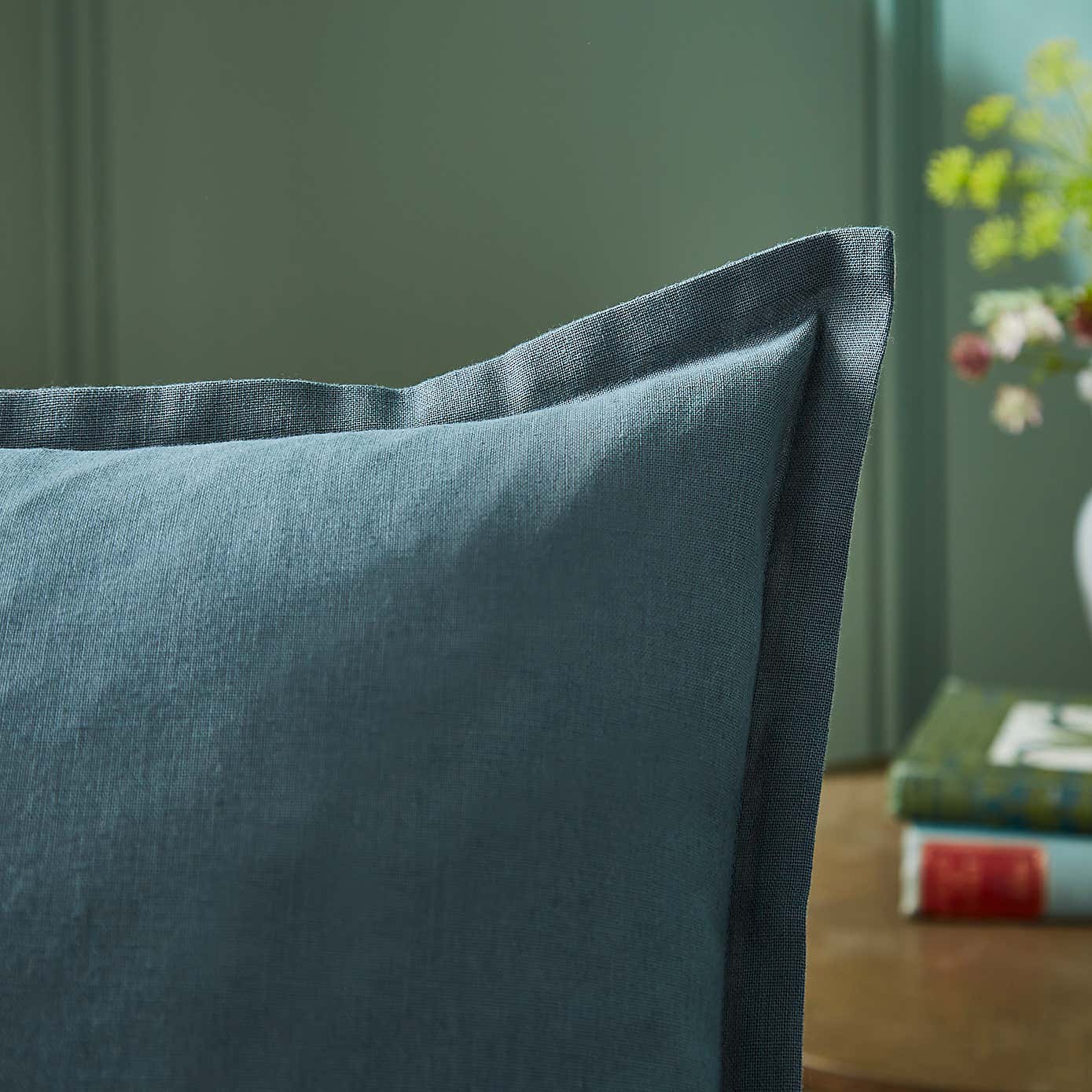 Carousel zoom image position 4 of 4