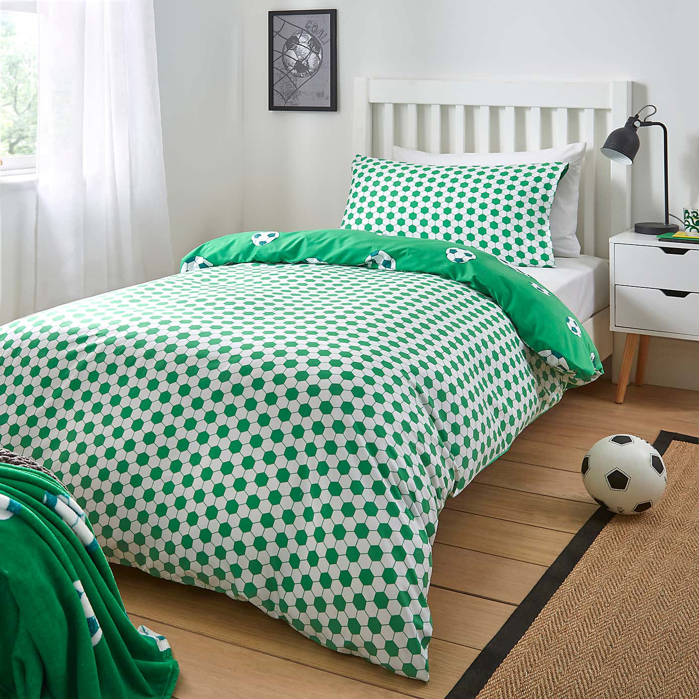 Carousel zoom image position 2 of 6