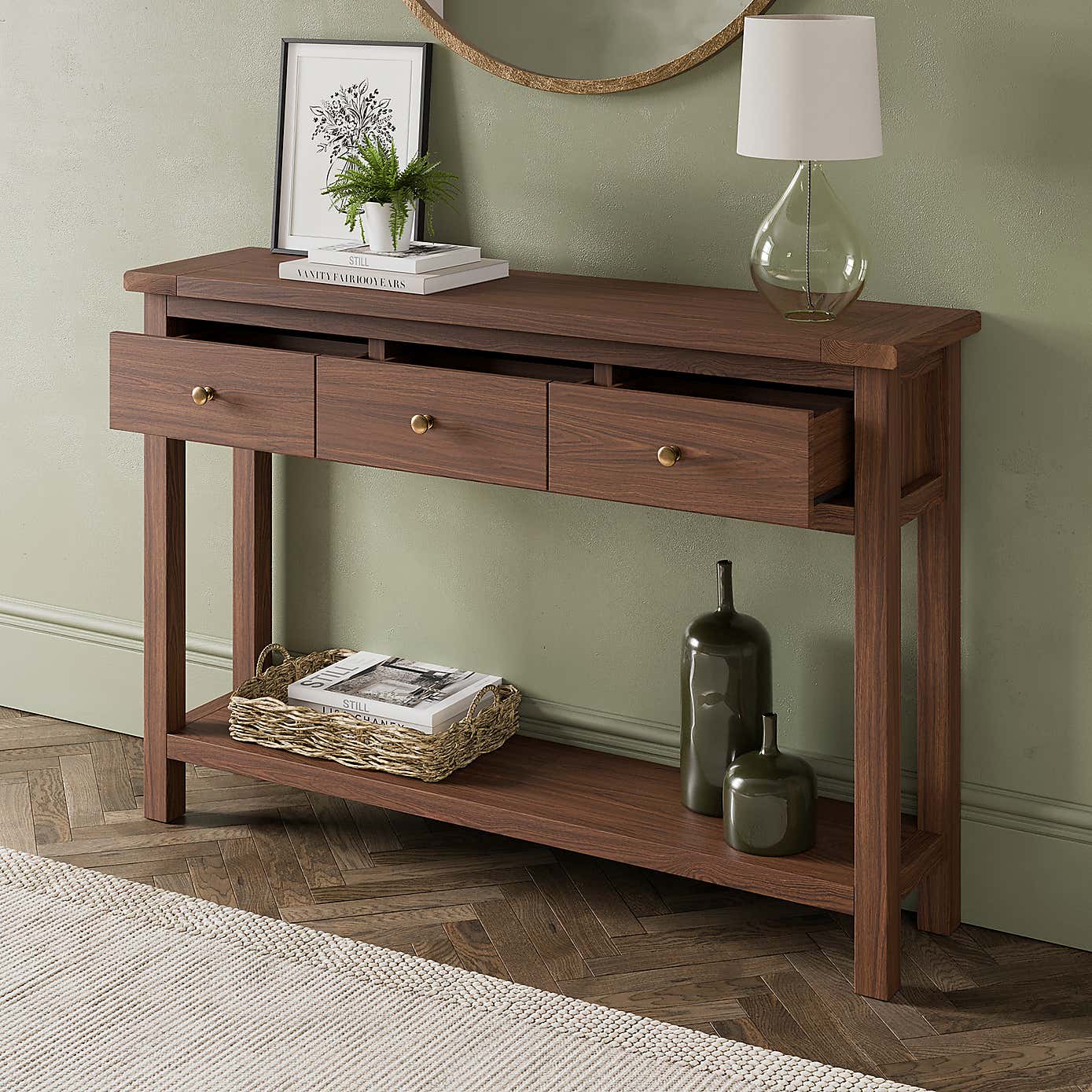 Carousel zoom image position 3 of 7