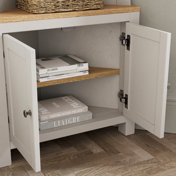 Carousel navigation image position 3 of 7