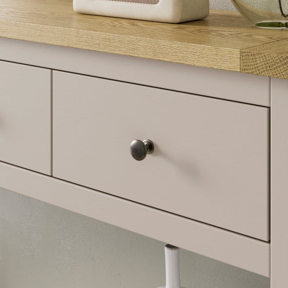 Carousel navigation image position 4 of 7