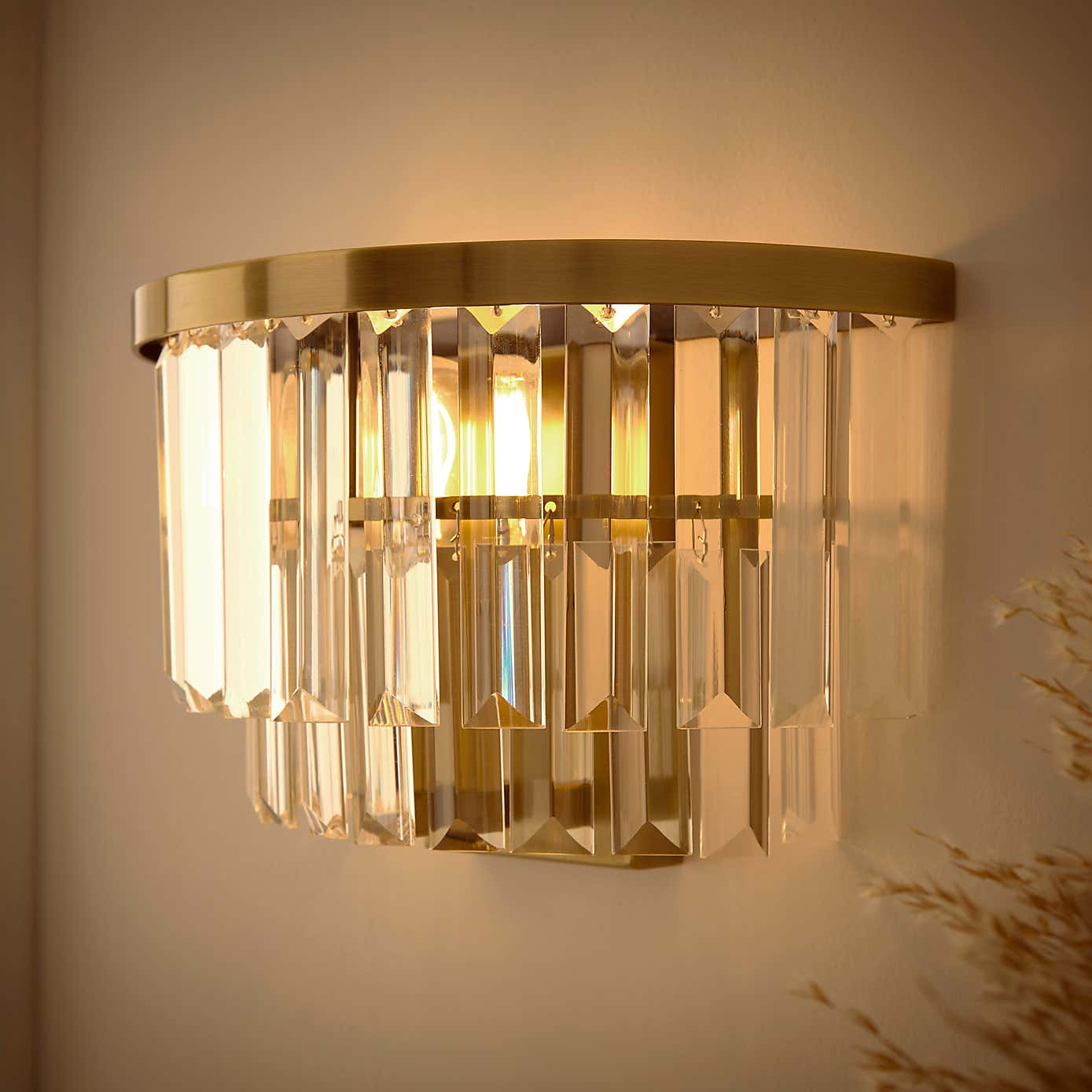 Carousel zoom image position 2 of 6