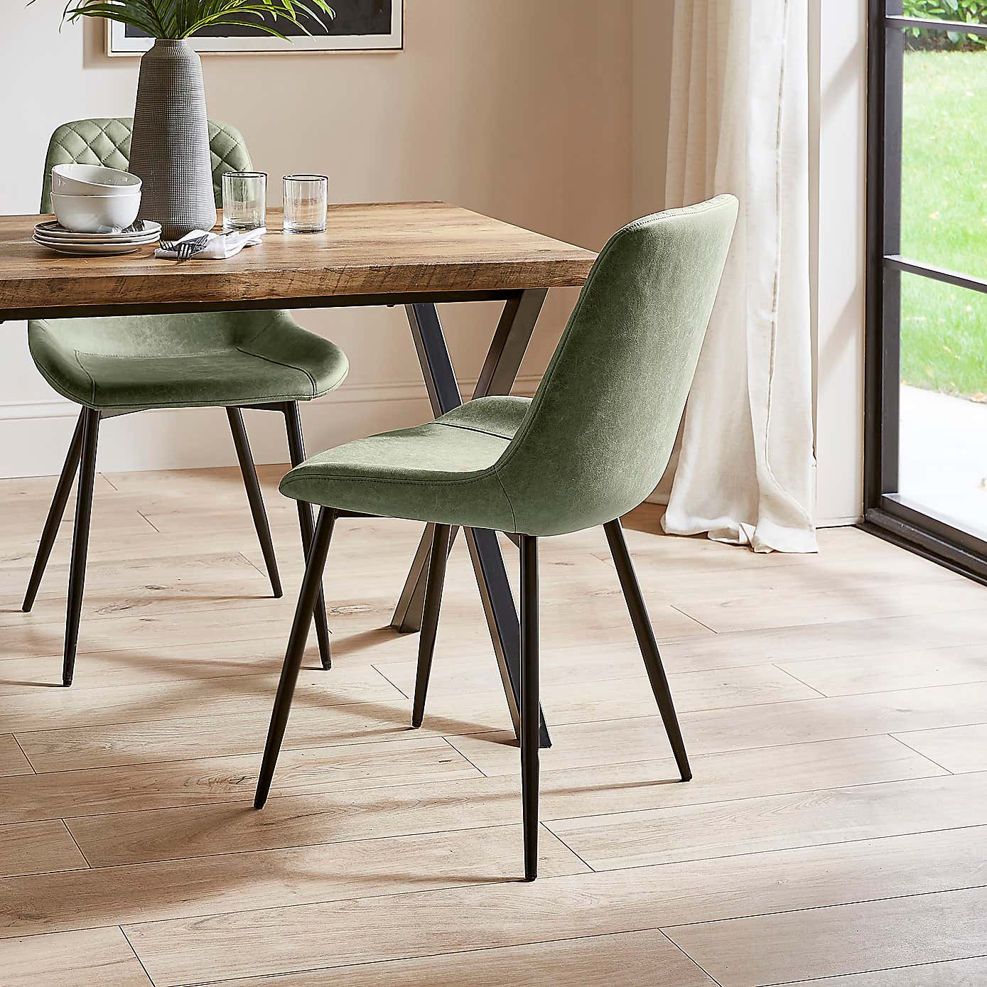 Carousel zoom image position 2 of 9