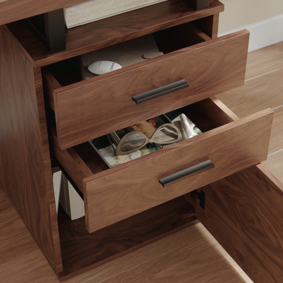 Carousel navigation image position 3 of 7