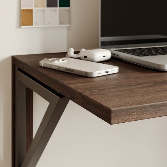 Carousel navigation image position 3 of 5