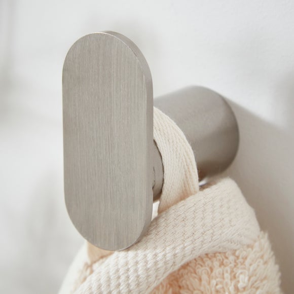 Carousel navigation image position 2 of 3