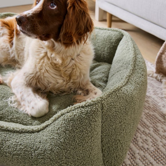 Carousel navigation image position 2 of 3