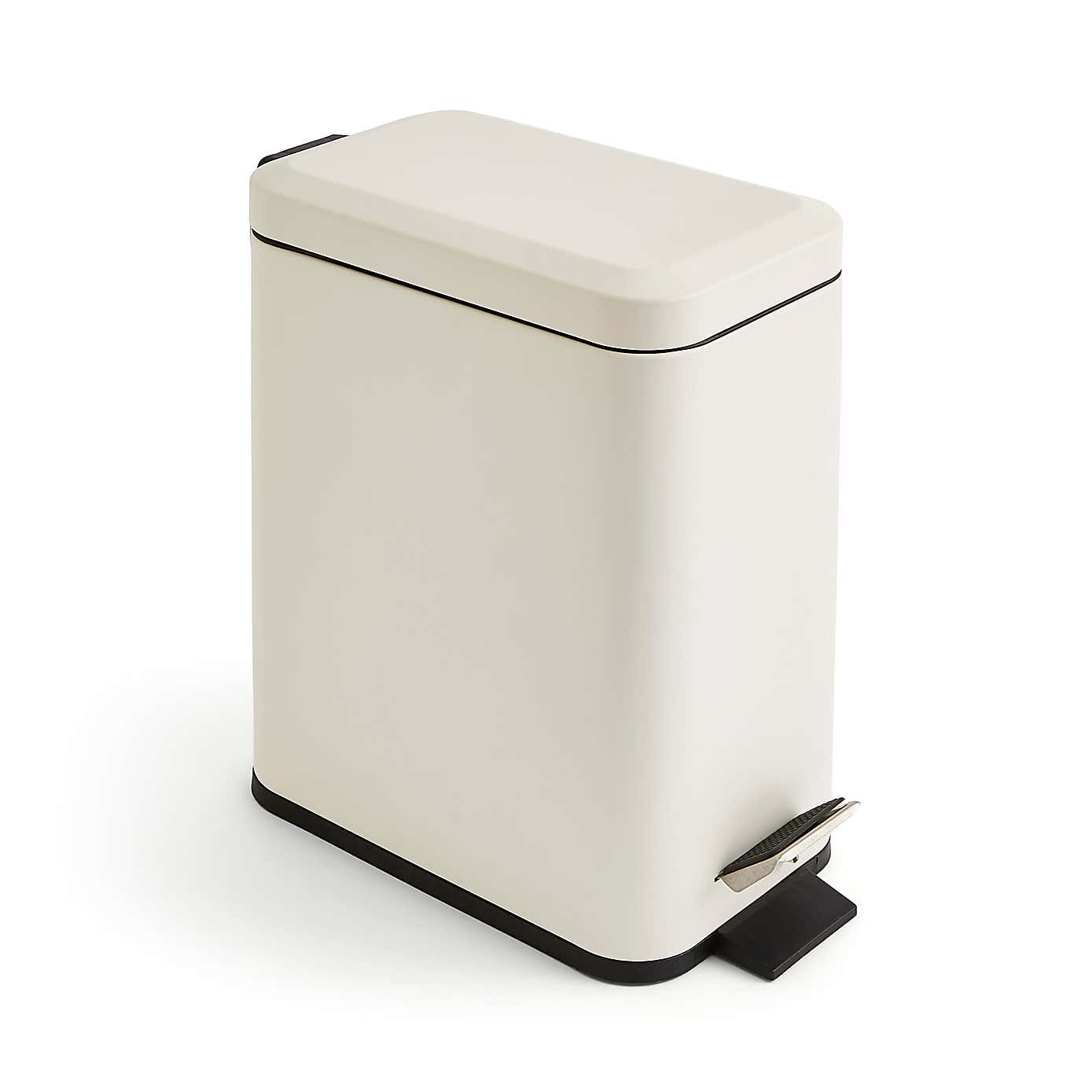 Carousel zoom image position 3 of 3