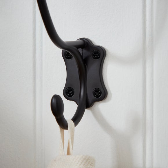 Carousel navigation image position 2 of 3