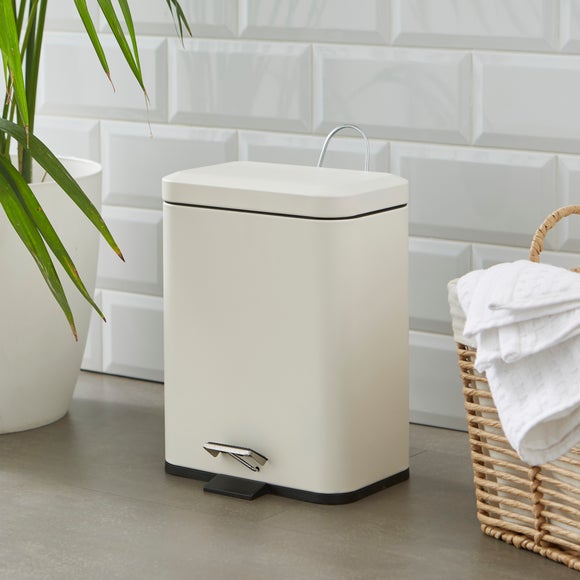 Carousel navigation image position 1 of 3