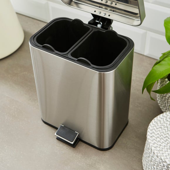 Carousel navigation image position 2 of 3