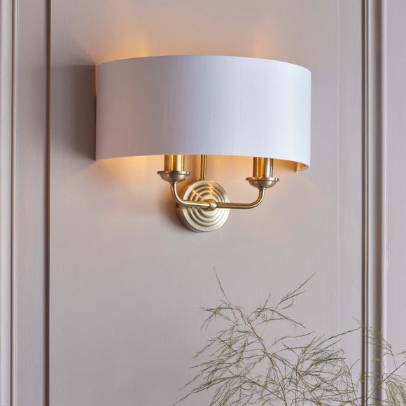 Return Vogue Sandringham 2 Light Wall Light
