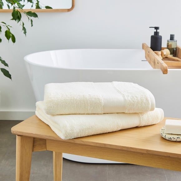 Set of 2 Soft & Fluffy Bath Sheets