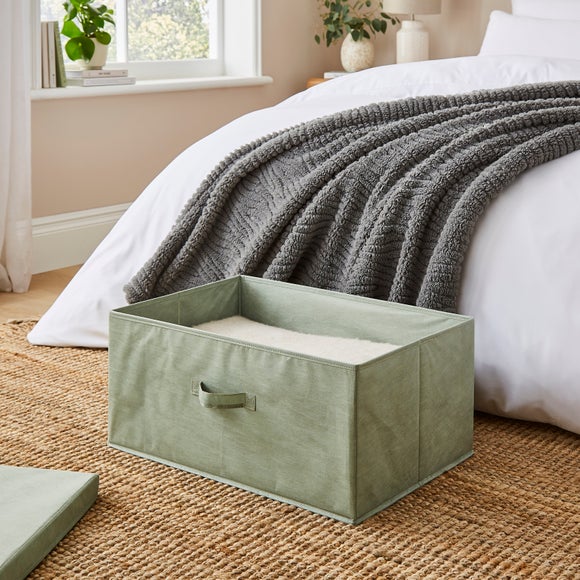 Carousel navigation image position 2 of 4