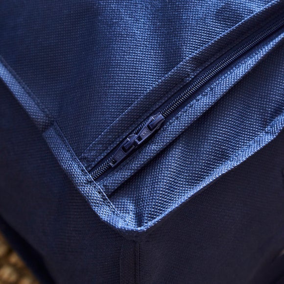 Carousel navigation image position 2 of 3