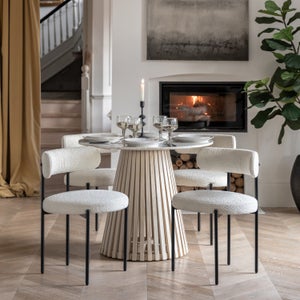 Cedar & Sage Lymbridge 4 Seater Round Dining Table