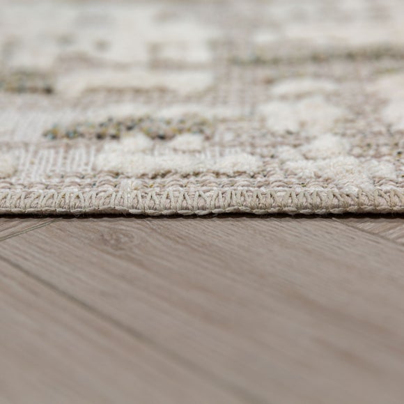 Carousel navigation image position 4 of 7