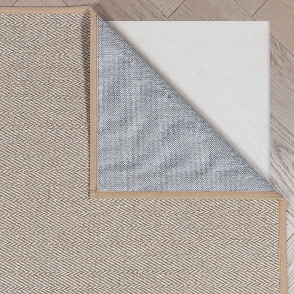 Carousel navigation image position 3 of 6