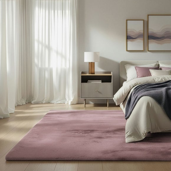 Ivy Luxury Supersoft Faux Fur Rug