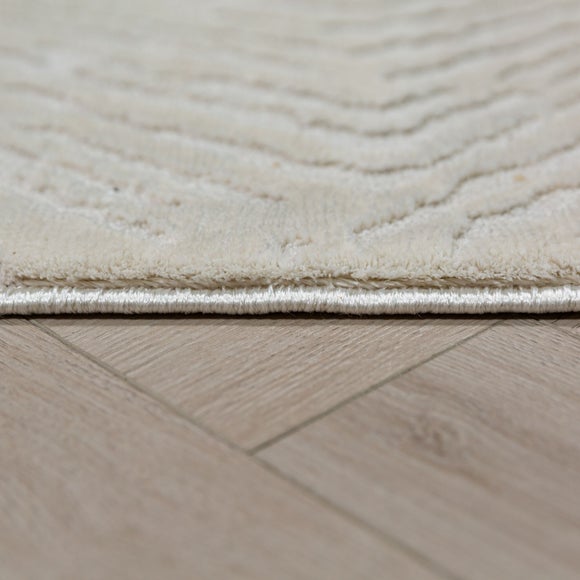 Carousel navigation image position 4 of 6