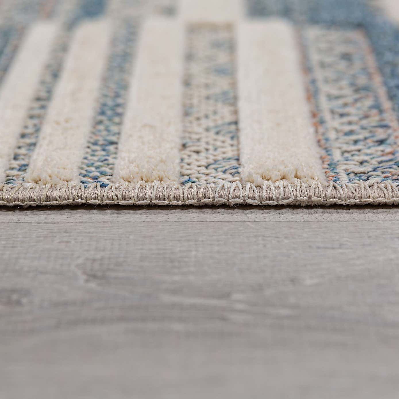 Carousel zoom image position 4 of 6