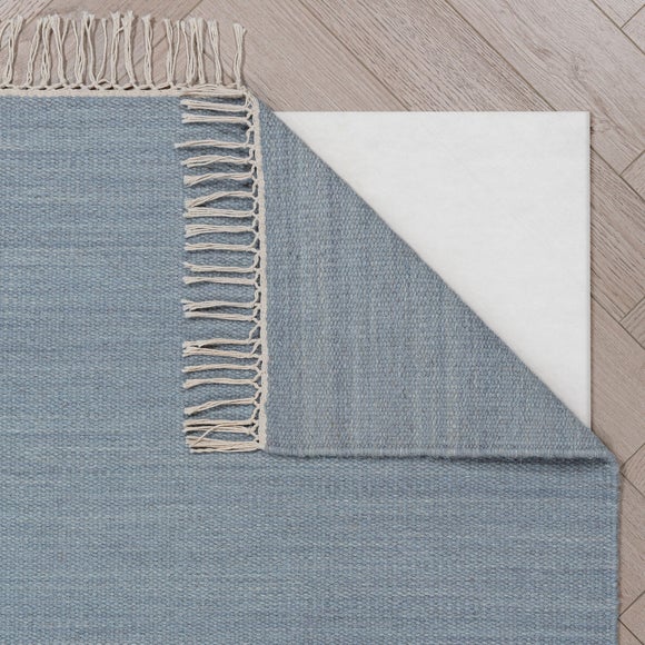 Carousel navigation image position 3 of 6