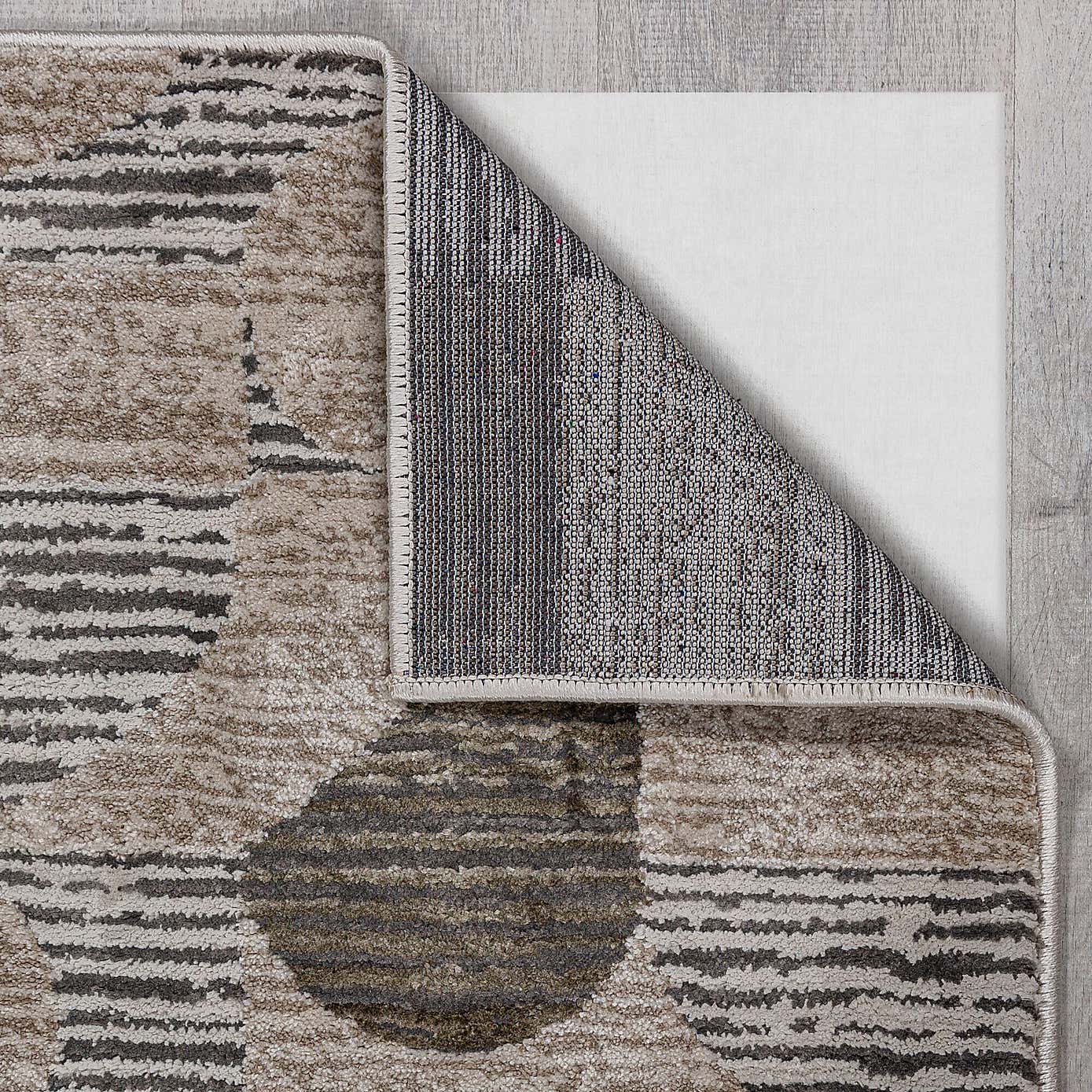 Carousel zoom image position 3 of 6