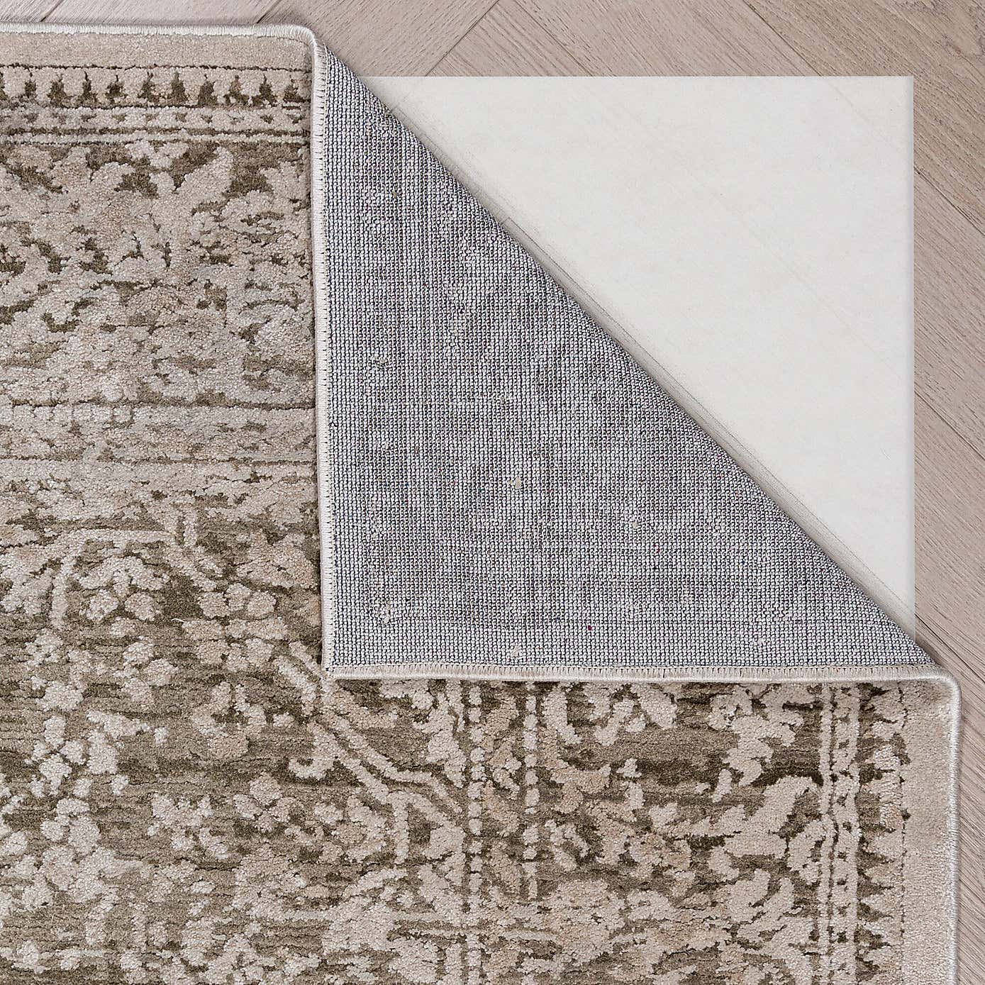 Carousel zoom image position 3 of 7