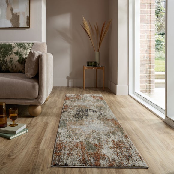 Zane Abstract Runner