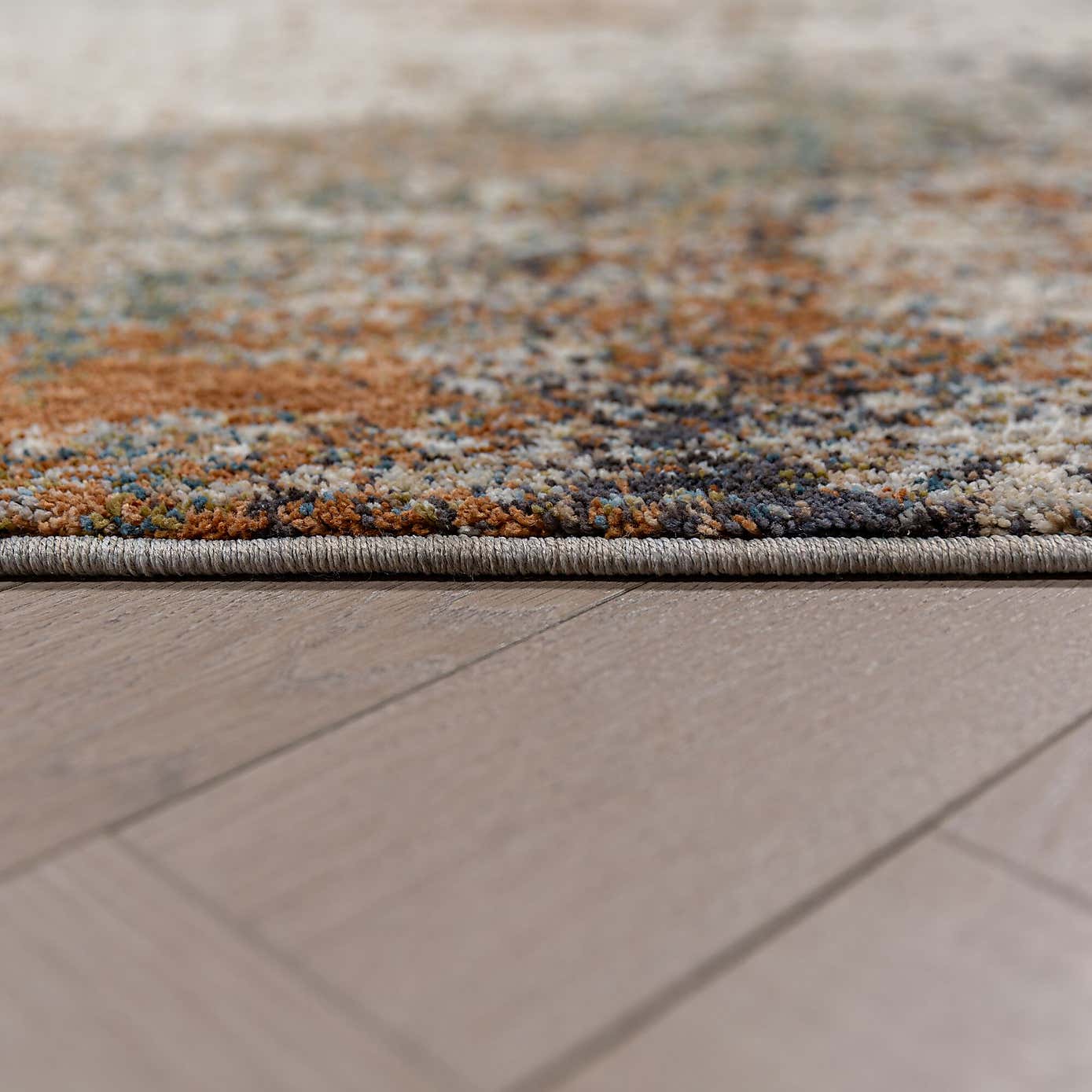 Carousel zoom image position 4 of 6