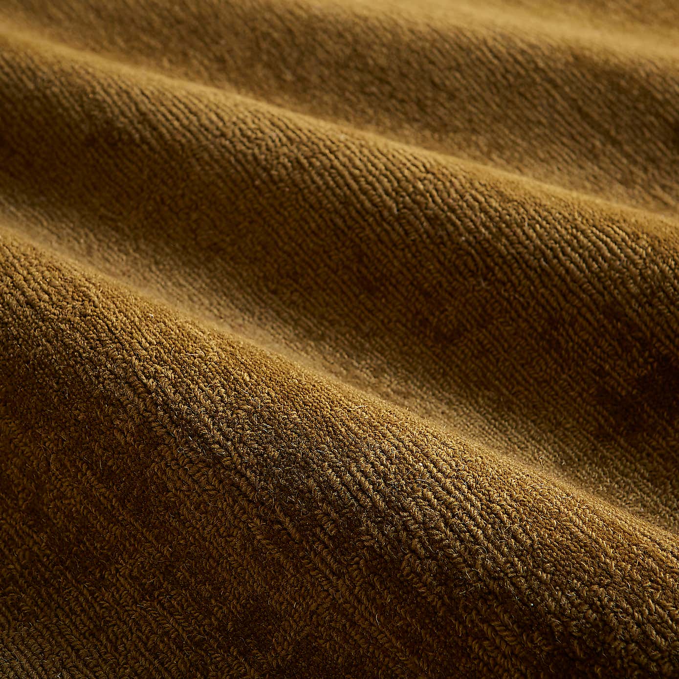 Carousel zoom image position 2 of 4