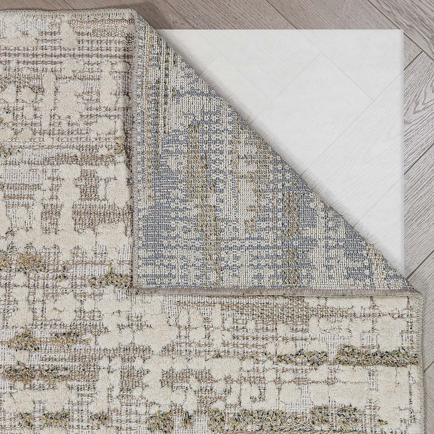 Carousel zoom image position 3 of 7