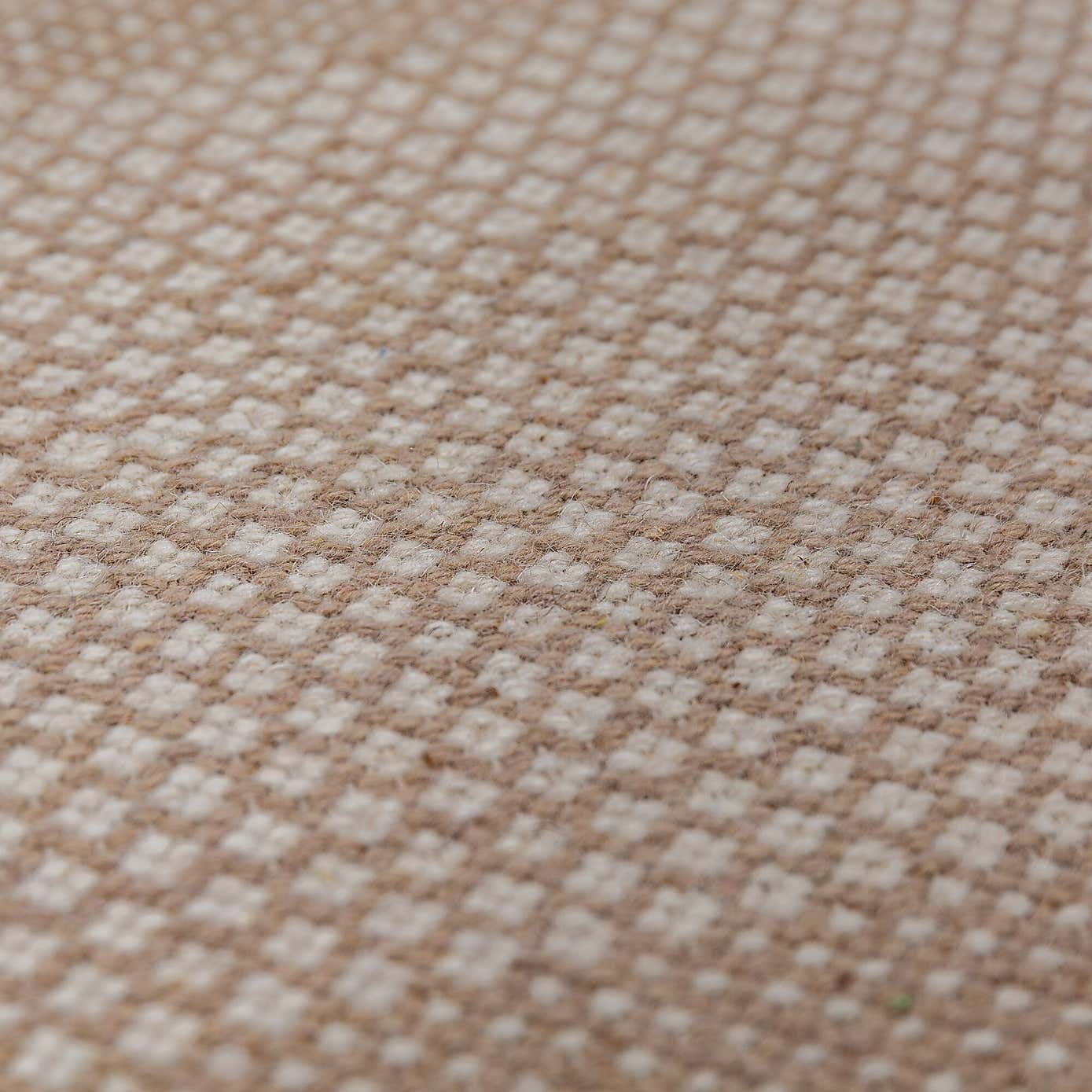 Carousel zoom image position 2 of 6