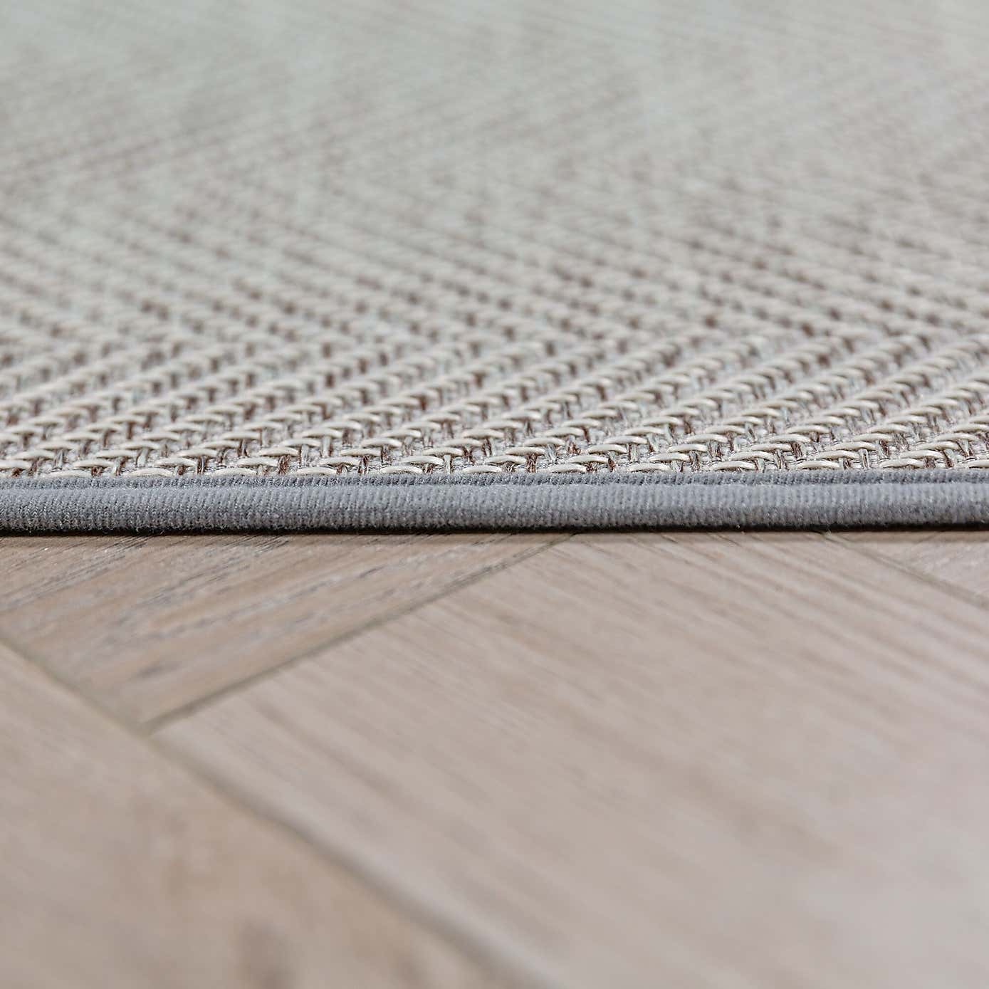 Carousel zoom image position 4 of 6