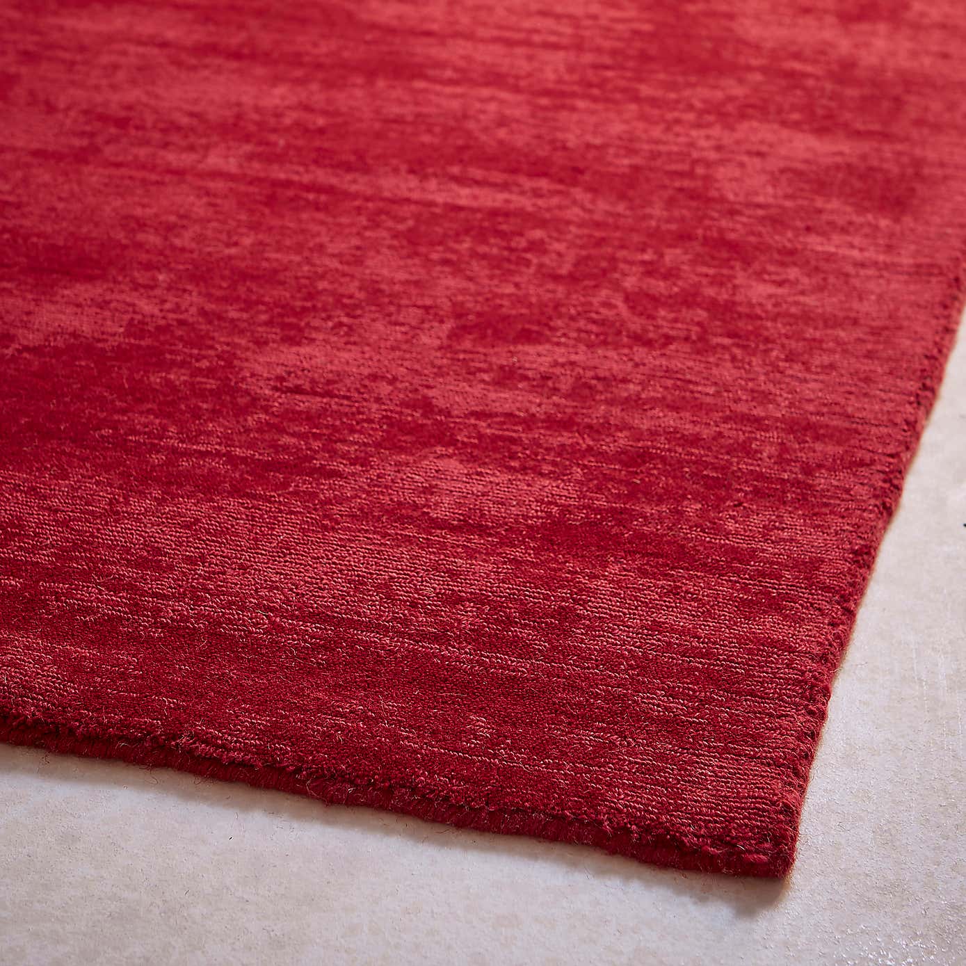 Carousel zoom image position 3 of 4