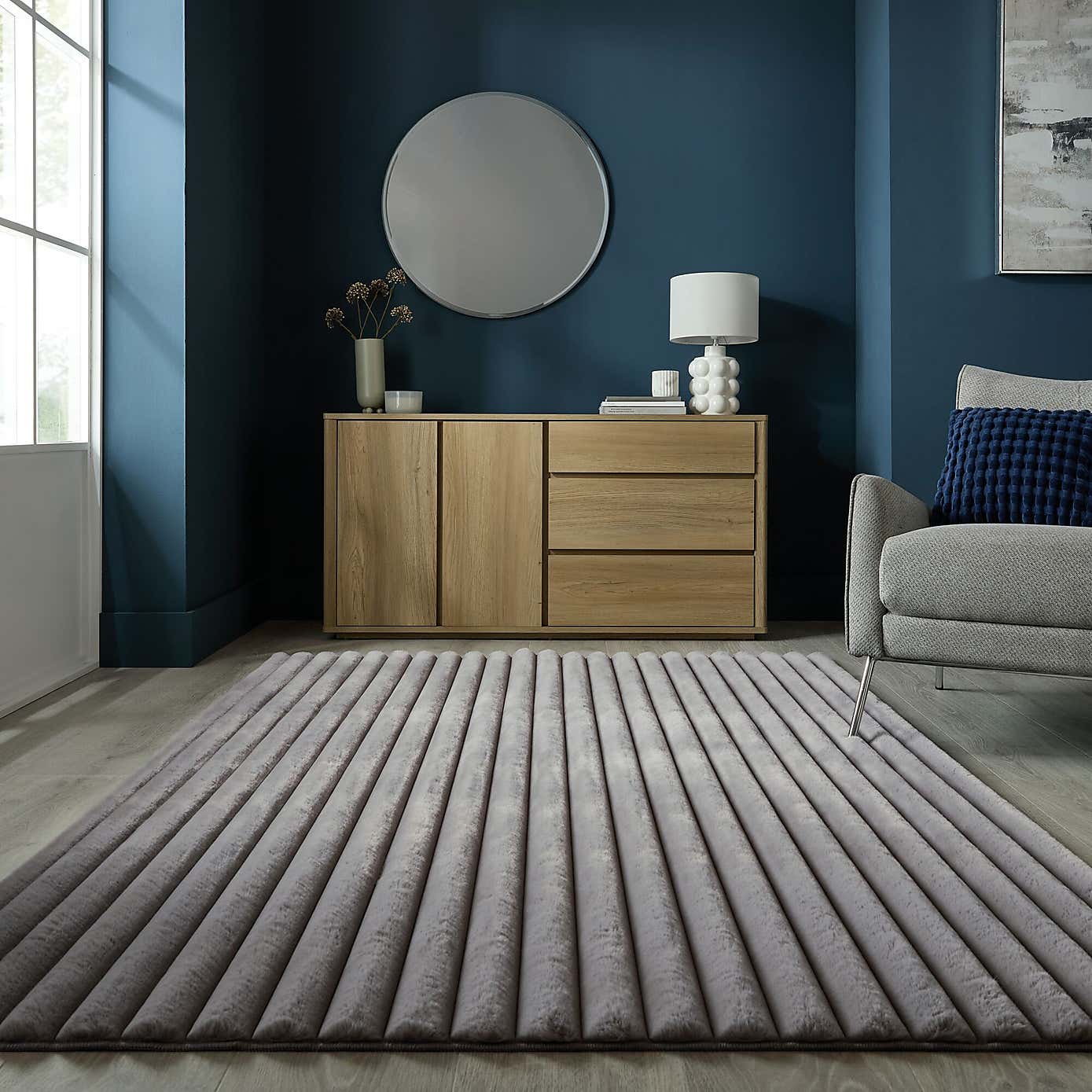 Carousel zoom image position 1 of 7