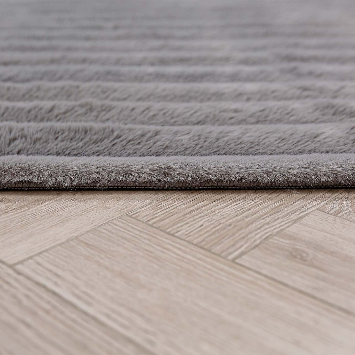 Carousel zoom image position 4 of 7