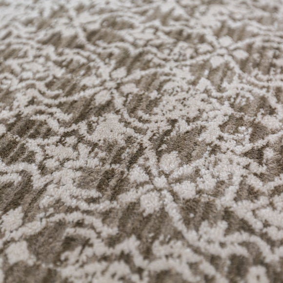 Carousel navigation image position 2 of 6