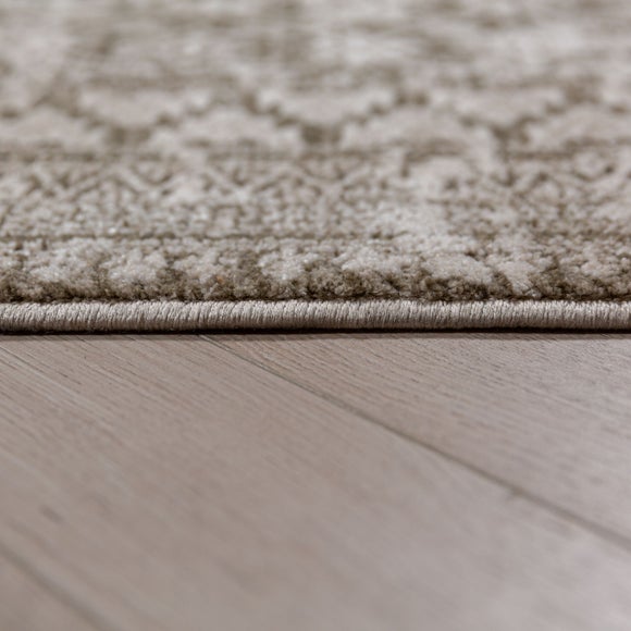 Carousel navigation image position 4 of 6