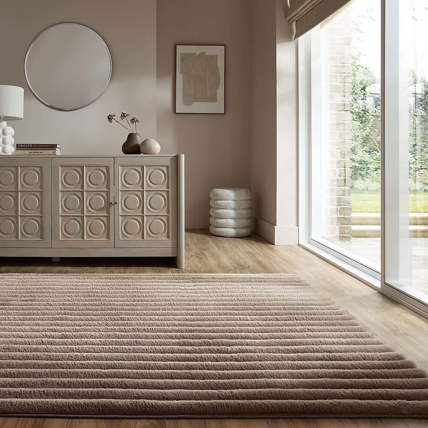 Carousel zoom image position 1 of 6