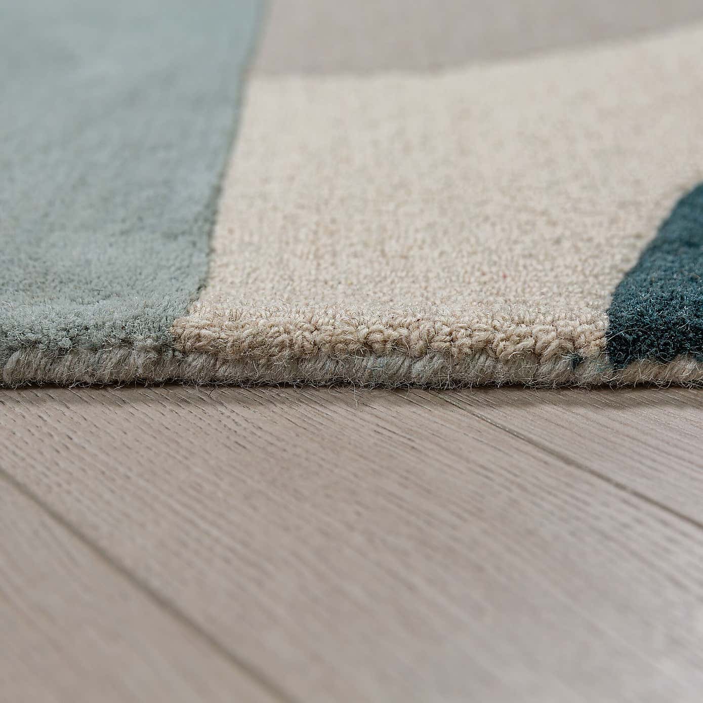 Carousel zoom image position 4 of 6